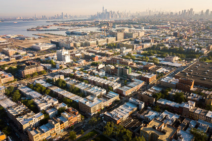 Aerial view of Brooklyn, Manhattan, and Williamsburg Bridges in New York City.