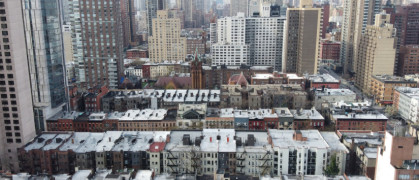 Image of apartment buildings in New York City